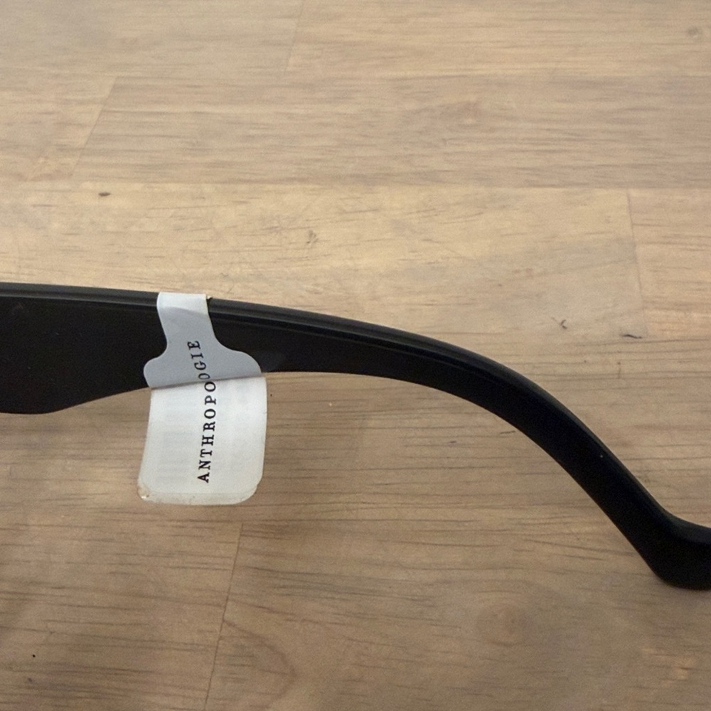 Anthropologie Black and Gold Cat-Eye Sunglasses - Picture 2 of 8